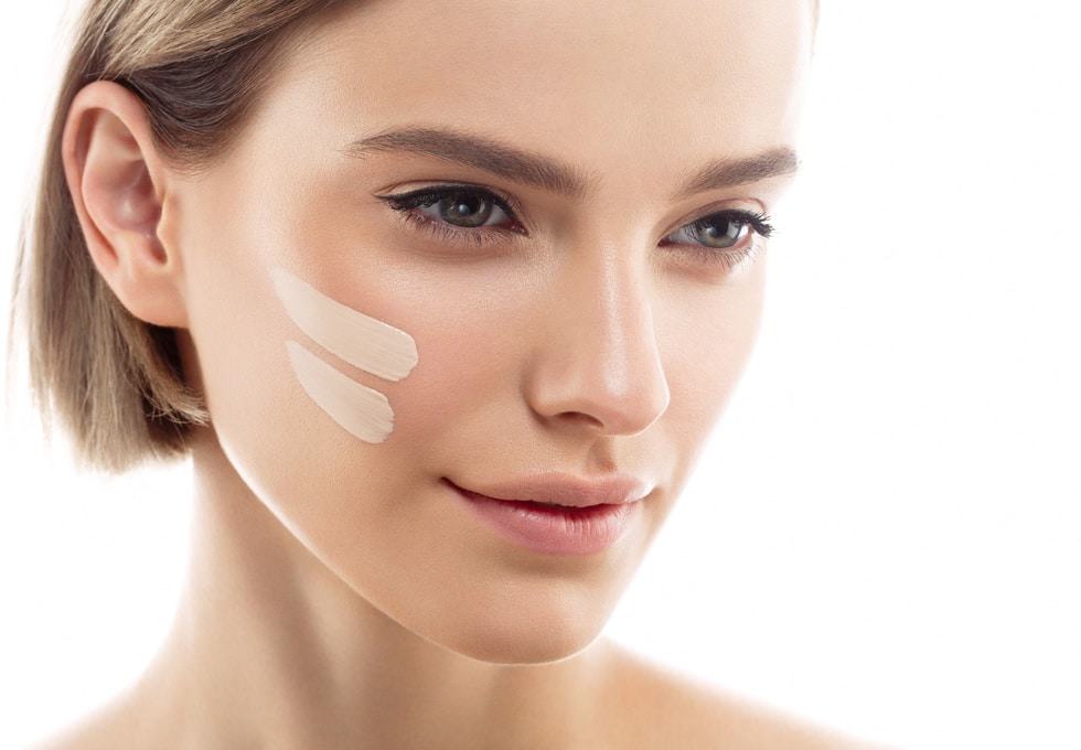 8 Best Foundation for Textured Skin
