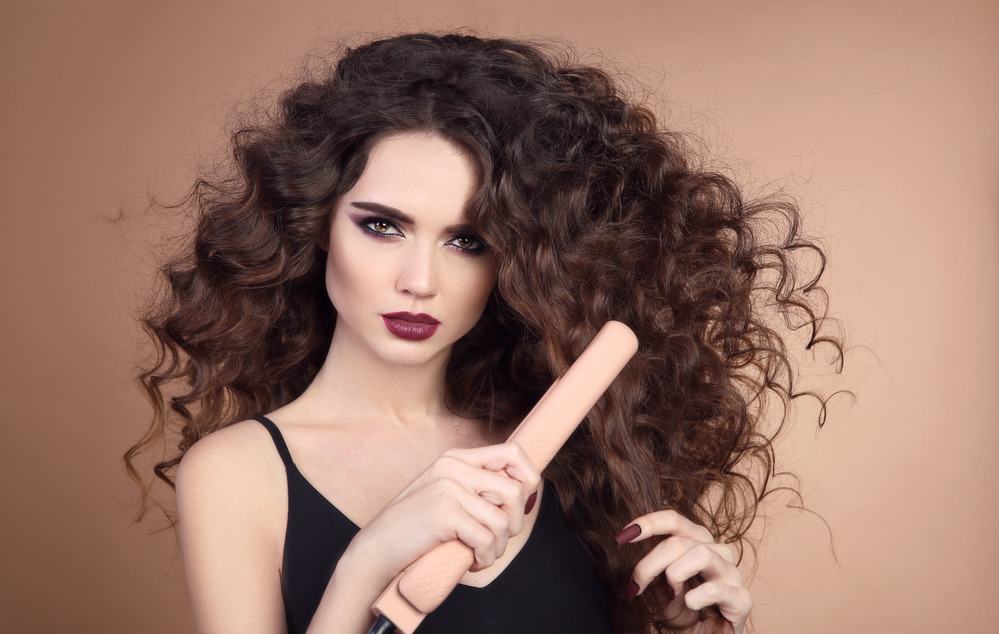 How to Straighten Curly Hair: An illustrated Guide