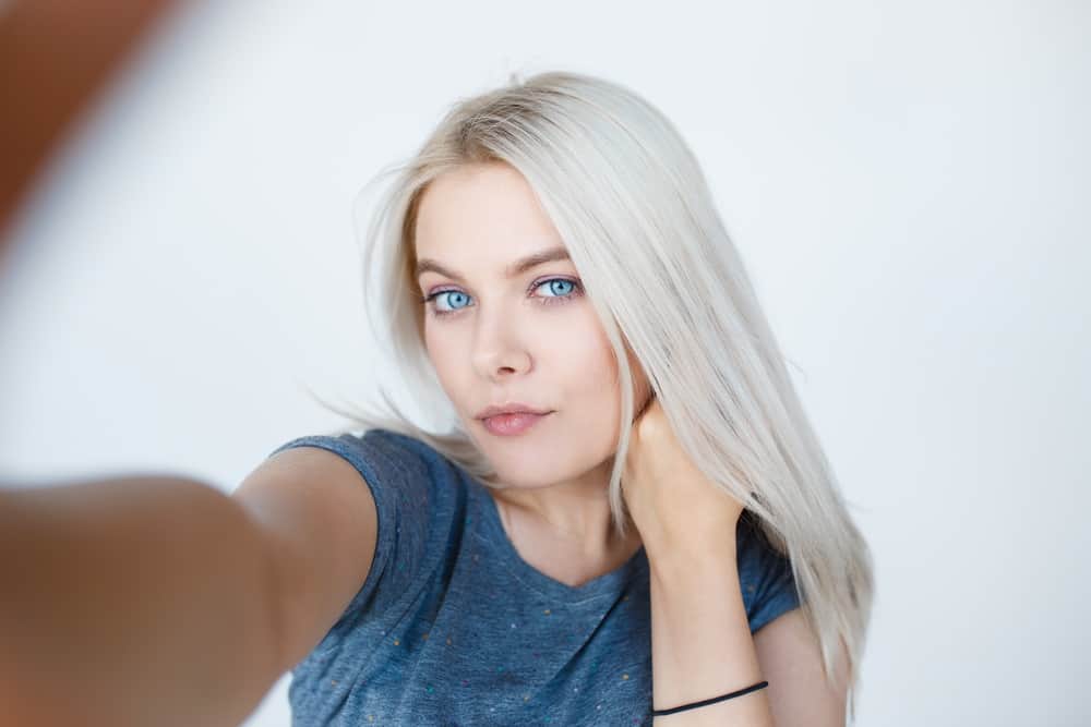 How To Use Purple Shampoo To Get White Hair?